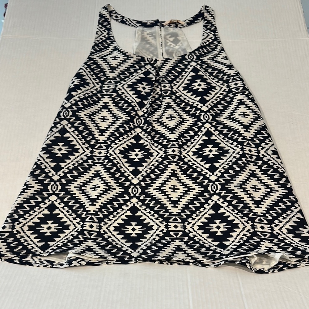 Flowy Black and White Geometric Women's Tank Top